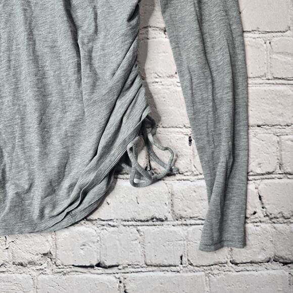 Lululemon Gray Side Cinch Long Sleeve Round Neck Pima Cotton Tshirt Size 8 - Picture 5 of 10